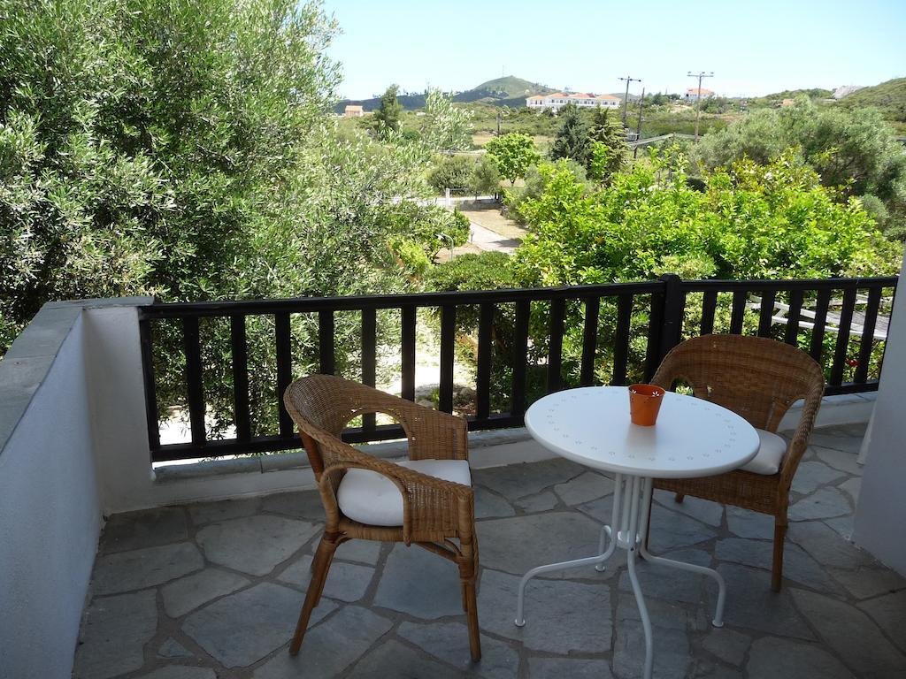 Neria Summer Houses Hanioti Quarto foto